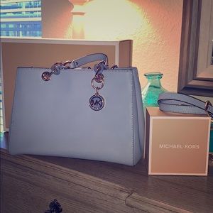 Beautiful blue Michael Kors purse